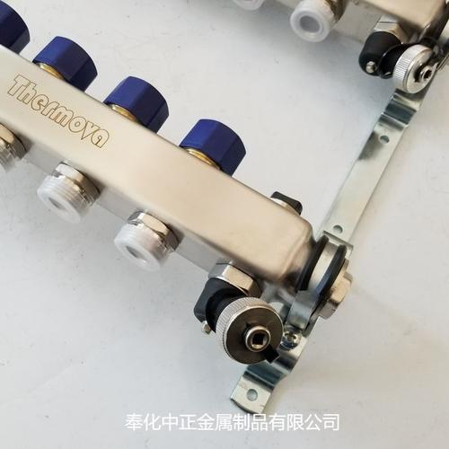 工厂直销 304不锈钢智能地暖分水器 带可视流量计的智能之选