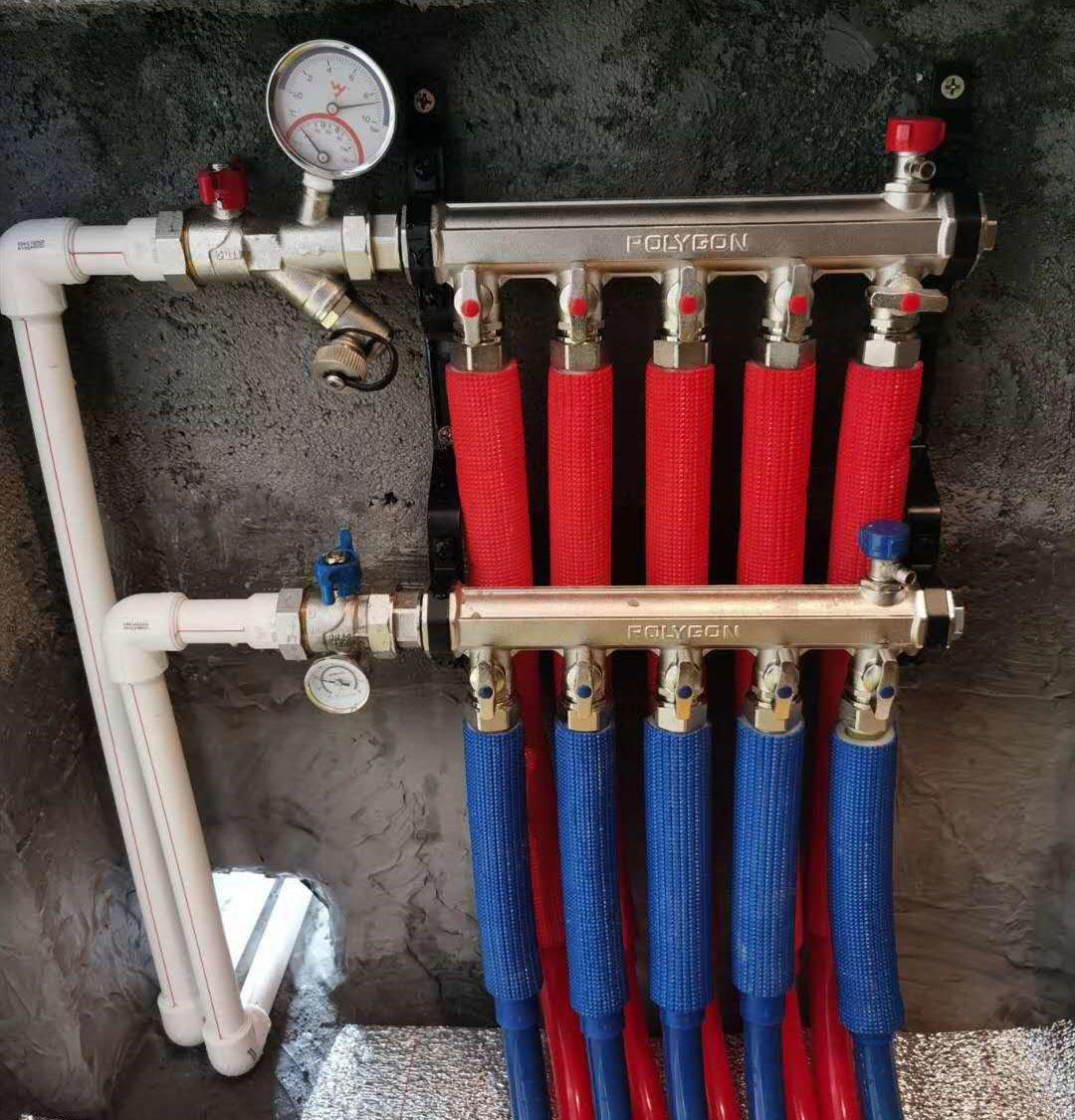 地暖分水器 家居暖气的智慧枢纽与选用指南