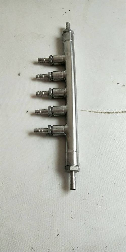 厂家批发不锈钢分水器,稳流器,水表立柱